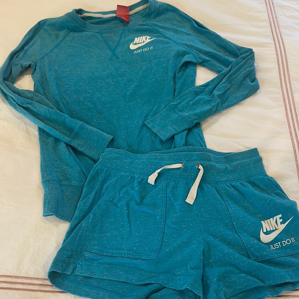 Nike Lounge Set